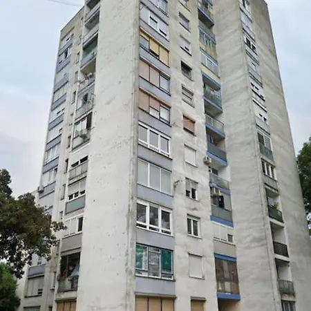 Studio Apartman Luna Karlovac Exterior photo